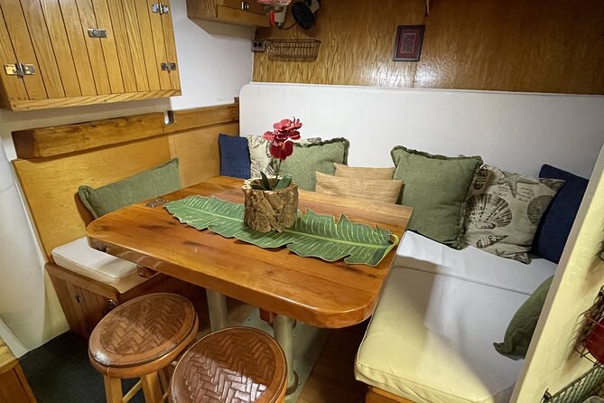 2-Hour Sunset Sailing With Wine In Stock Island - A 2-Hour Stock Island Sunset Sail That Fits Real Plans