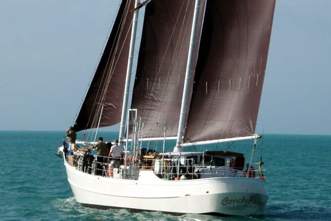 2-Hour Sunset Sailing With Wine In Stock Island - What’s Included Onboard: Wine, Beer, and Sodas