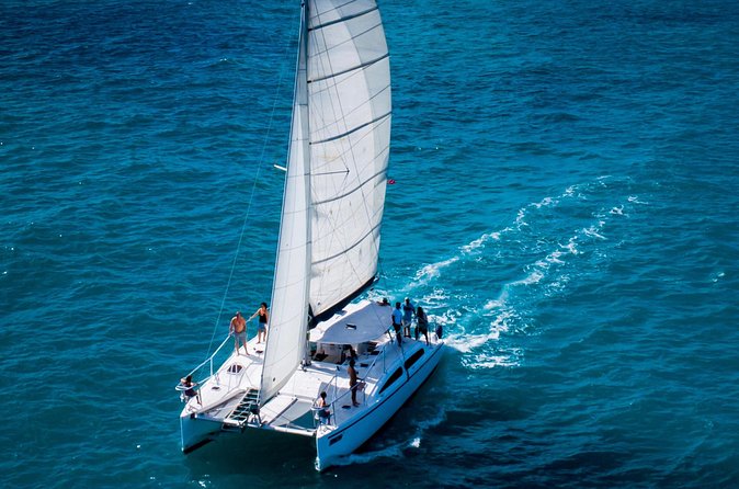 Champagne Dolphin Sail and Reef Snorkel - Guides Bailey and Micah: Why a Small Crew Makes It Better