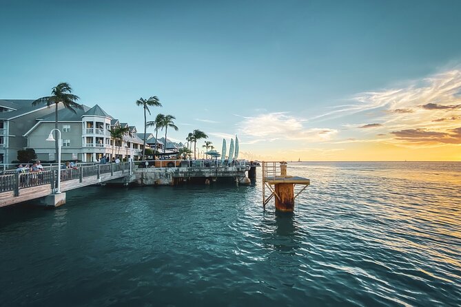 Florida Key West Self-Guided Walking Audio Tour - How the Action app runs the show: offline, auto-play, and low fuss