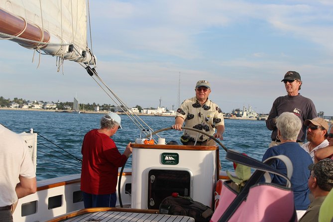 Key West Day Sail on Schooner America 2.0 with 2 Drinks - Wildlife Watch: How to Spot Dolphins, Sea Turtles, and Waterbirds