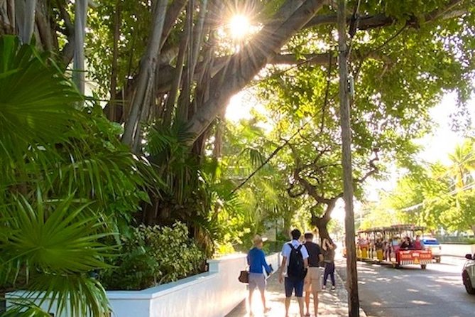 Key West Historic Bahama Village & Hemingway Heritage - Conch Republic: why Key West calls itself different