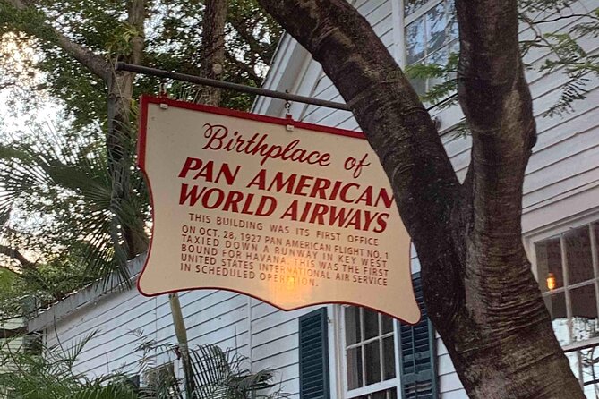 Key West History Audio Guided Walking Tour - Hemingway Outside: Why That House Matters