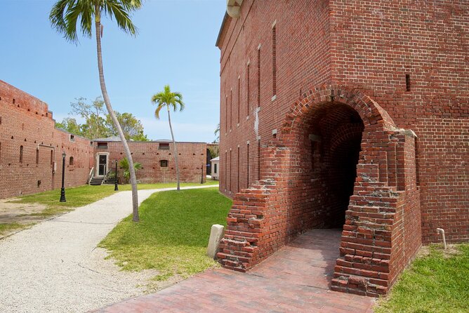 Key West - Museum Culture Pass - Tennessee Williams Museum: A Focused 30-Minute Portrait of a Playwright