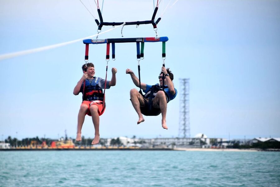 Key West Parasailing at Smathers Beach - The water dip: the part people talk about