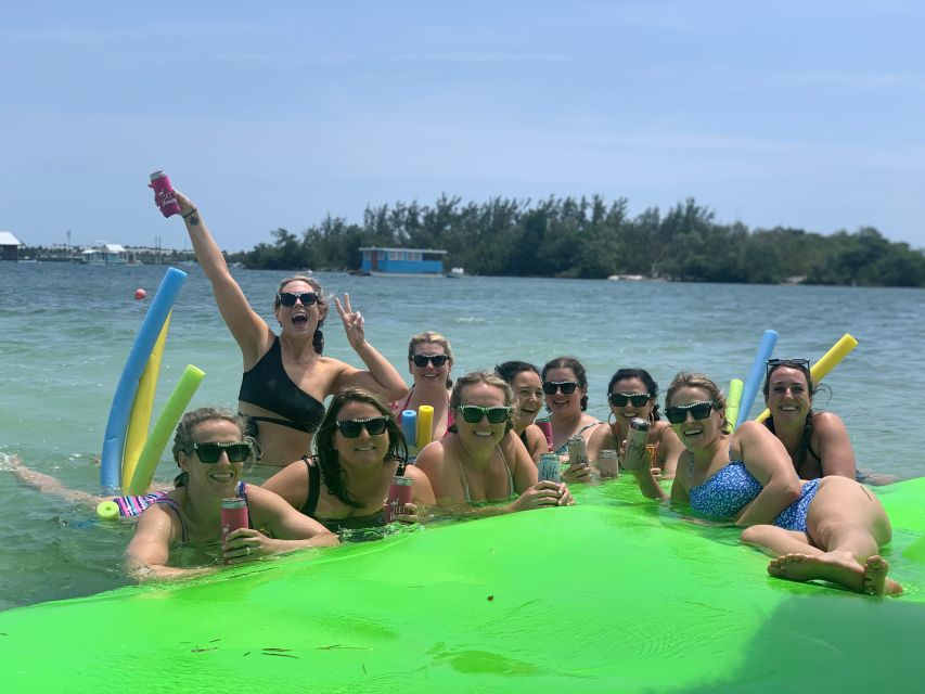 Key West: Private Tiki Bar Party Boat & Mini Sandbar - Getting There at Key West City Marina Without Stress