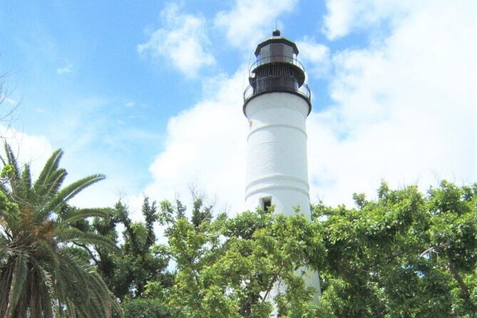 Key West’s Old Town Treasures: A Self-Guided Audio Tour - Mallory Square, the Sunset Celebration, and the start of the old-town story