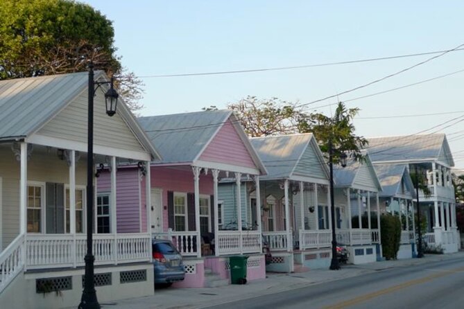 Key West’s Old Town Treasures: A Self-Guided Audio Tour - The old Custom House: where Key West art and history meet you on the sidewalk