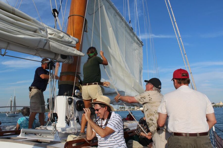 Key West: Schooner Day Sail with Onboard Bar - The 90-Minute Route: Fort Zachary Taylor to Sand Key reef to Mallory Square and Sunset Pier