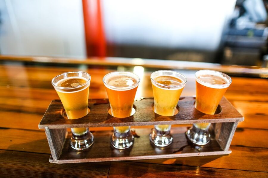 Key West: Seafood and Seaport Walking Tour with 5 Tastings - Small group energy: why max 7 matters for your food hunt