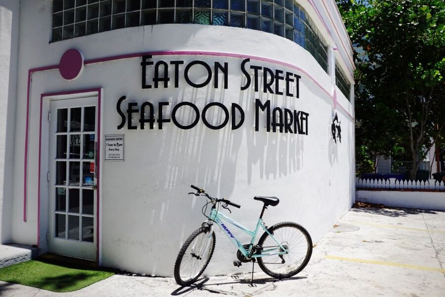 Key West: Seafood and Seaport Walking Tour with 5 Tastings - Should you book this Key West seafood and seaport tour?