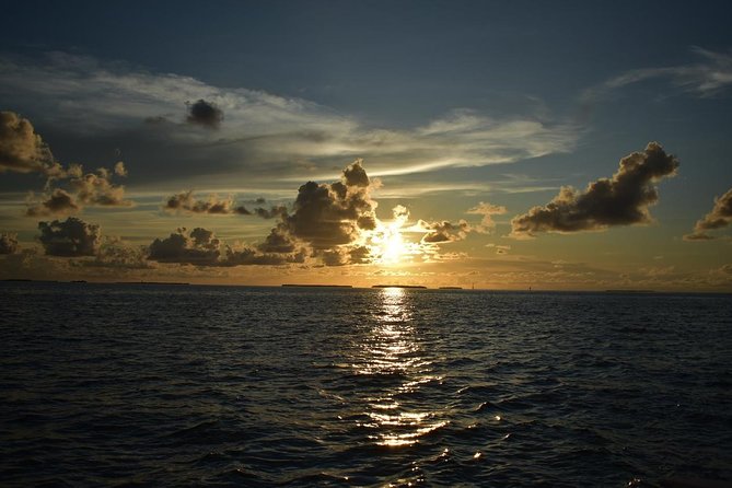 Key West Small-Group Sunset Sail with Wine and Hors d'oeuvres - The Sunset Part: Expect Beautiful Light, Then Handle the Positioning Reality