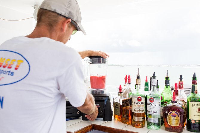 Key West Sunset Cruise: Dinner, Live Music & Drinks Included - Live Music on the Upper Deck: Steel Drums and DJ Energy