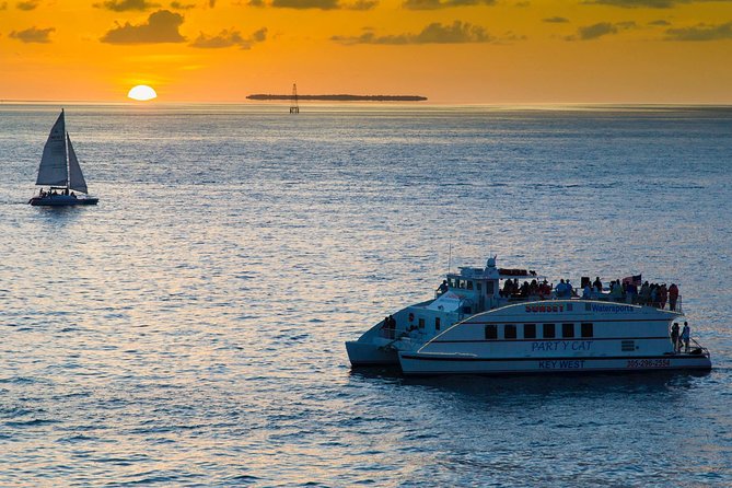 Key West Sunset Cruise: Dinner, Live Music & Drinks Included - Staying Comfortable: Timing, Deck Seating, and Photo Chances