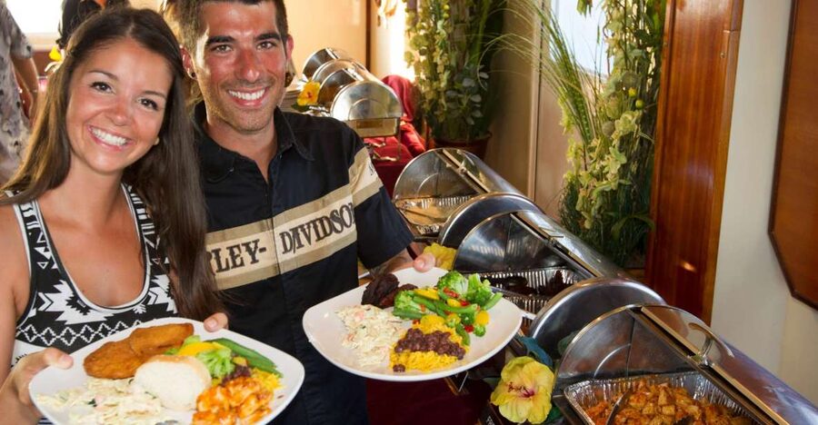 Key West: Sunset Dinner Cruise with Open Bar & Live Music - Key Points to Know Before You Go