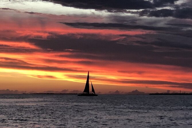 Key West Sunset Sail Aboard Legendary Schooner Appledore - Drinks and Snacks: What’s Included, What’s Premium, and What to Expect