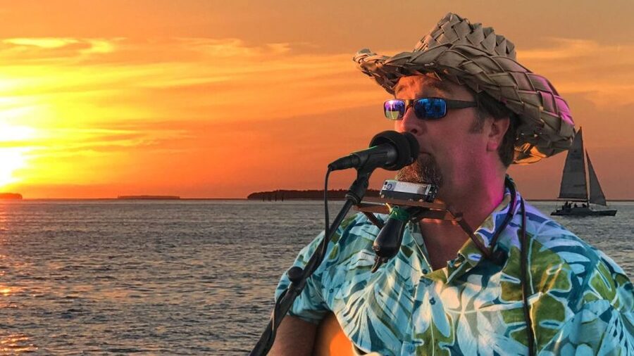 Key West: Sunset Sail with Live Band, Drinks, and Appetizers - Rules: what you can bring and what you can’t