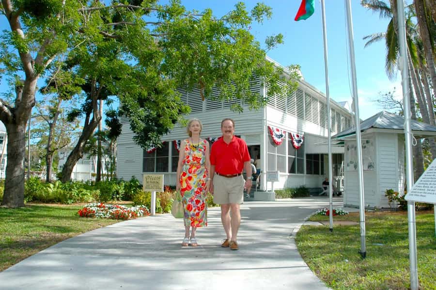 Key West: Truman Little White House Guided Tour Ticket - Getting your bearings at the Truman Annex area