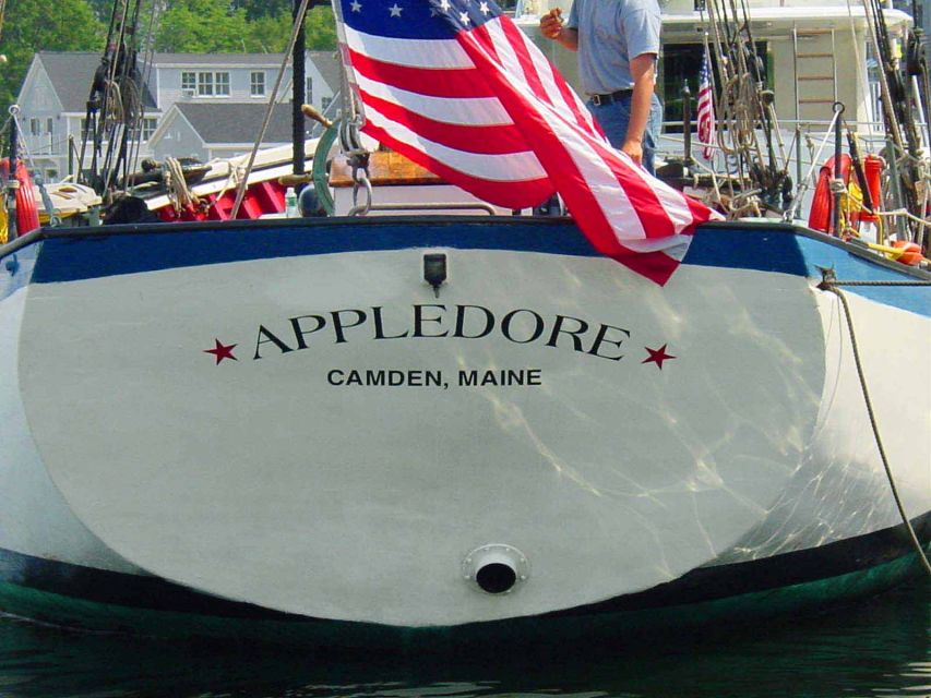 Key West: Windjammer Champagne Sunset Sail - The Appledore II: a schooner experience that feels classic, not staged