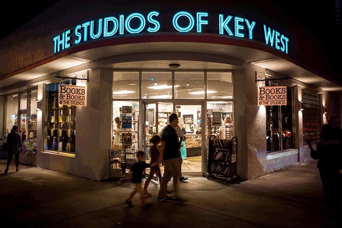 Old Town Key West Literary Walking Tour - Stop 1: the Monroe County Public Library kickoff