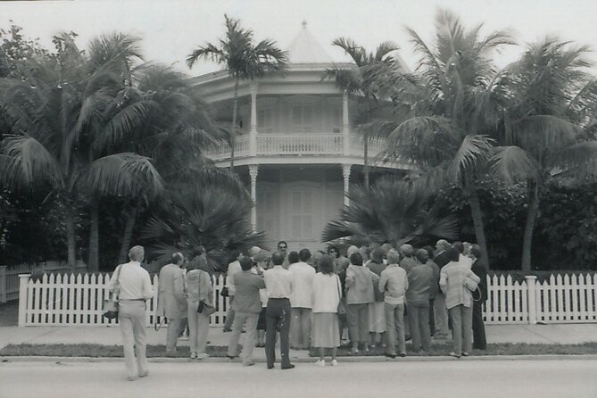 Old Town Key West Literary Walking Tour - Meet your guide: Scott and Sarah bring different vibes