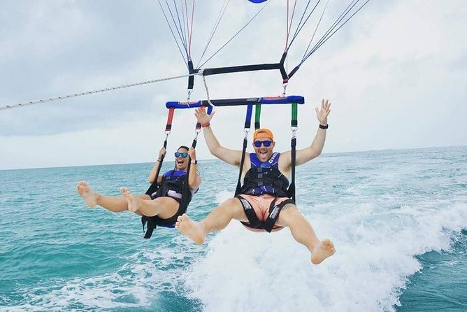 Parasailing in Key West at Smathers Beach - The photo and video package: worth it, but plan for it