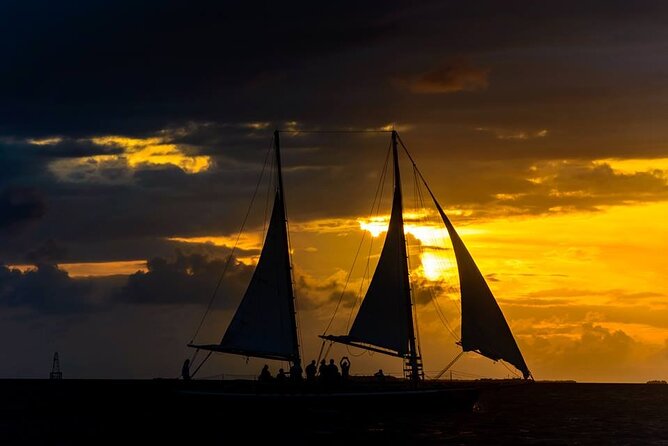 Private 2-Hour Wind and Wine Sunset Sail in Key West - The Crew Dynamic: Friendly, Attentive, and Built for Conversation
