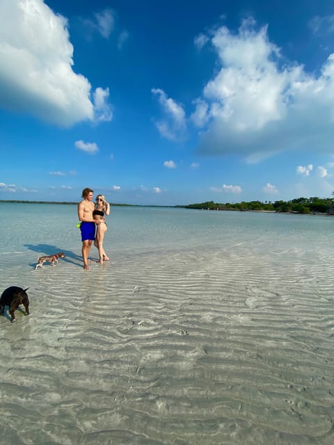 Private Sandbar Adventure in the Key West Backcountry - Cruising the Key West backcountry the way locals do