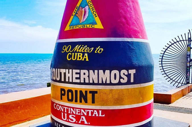PRIVATE Welcome to Key West Walking Tour - Southernmost Point: Photo Guidance Without the Line Headache