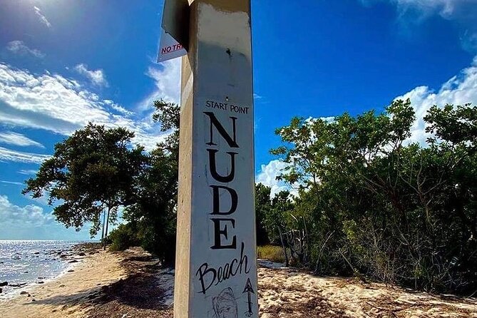 Road Trip through the Lower Keys Audio Tour - Stop 1: Blue Hole Freshwater Quarry, Alligators, and Key Deer